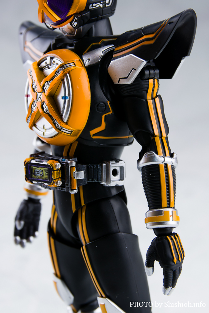 徹底レビュー】S.H.Figuarts（真骨彫製法） 仮面ライダーネクストカイザ