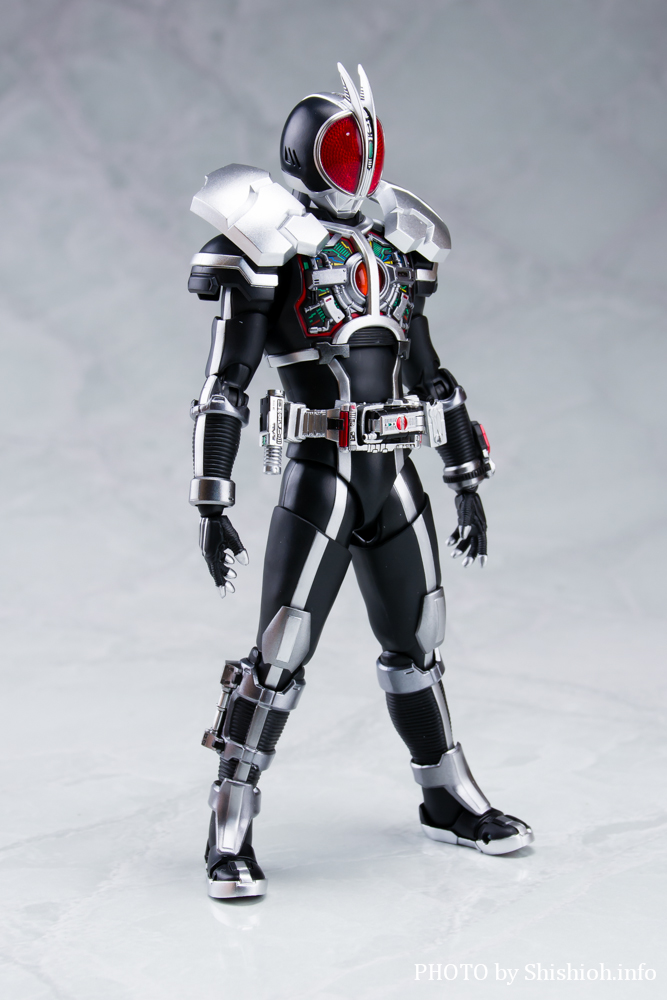 徹底レビュー】S.H.Figuarts（真骨彫製法） 仮面ライダーファイズ