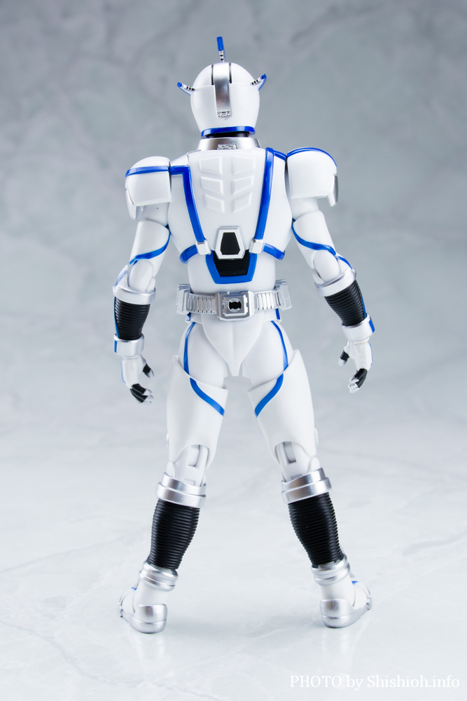 レビュー】S.H.Figuarts（真骨彫製法） 仮面ライダーサイガ