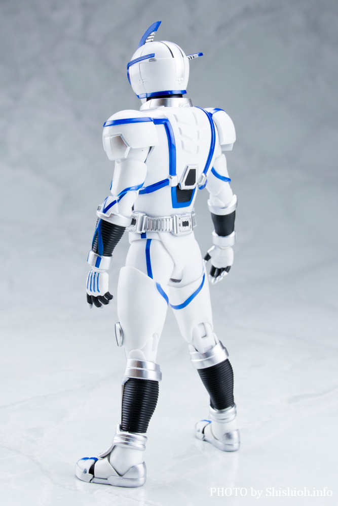 レビュー】S.H.Figuarts（真骨彫製法） 仮面ライダーサイガ