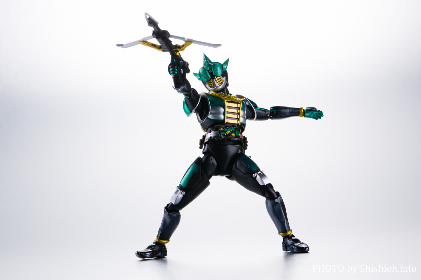 レビュー】 S.H.Figuarts（真骨彫製法） 仮面ライダーゼロノス