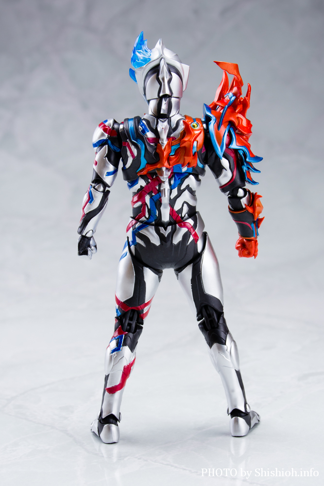 徹底レビュー】S.H.Figuarts ウルトラマンブレーザー ファードランアーマー
