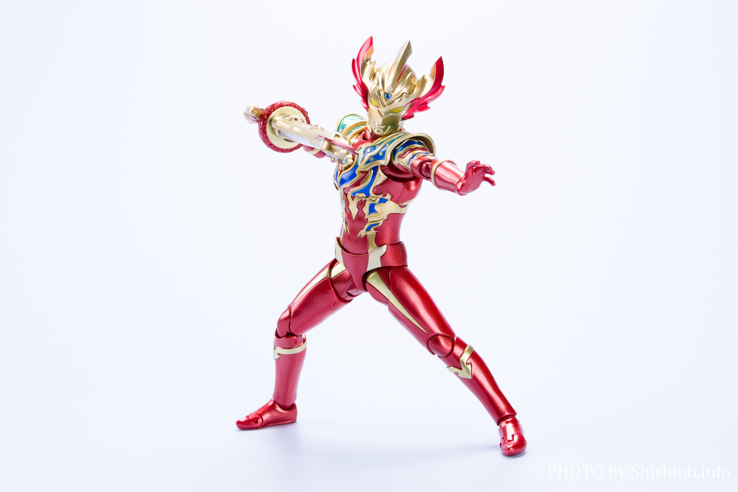 レビュー】S.H.Figuarts ウルトラマンタイガ トライストリウムレインボー