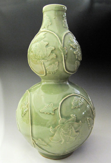 楽天市場】竜泉窯 天竜寺青磁瓢箪型牡丹文瓶 高さ約31cm 壺 中国 美術