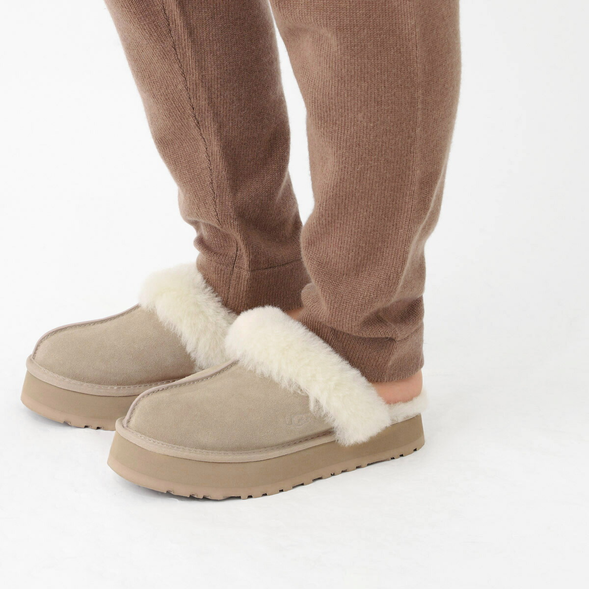 楽天市場】アグオーストラリア UGG Australia スリッポン ベージュ