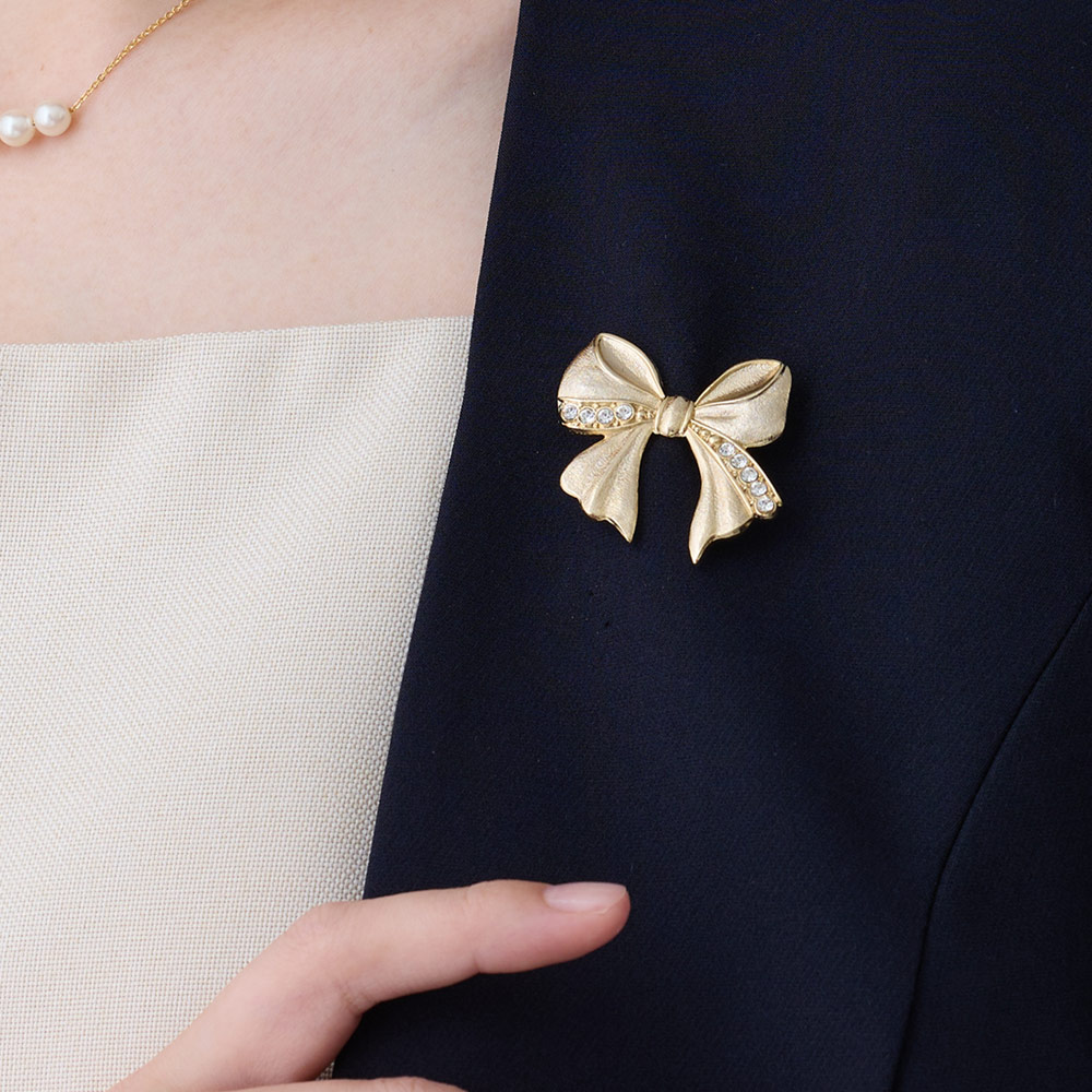 楽天市場】【25%OFFクーポン対象！】 ブローチ 日本製 K18GP リボン