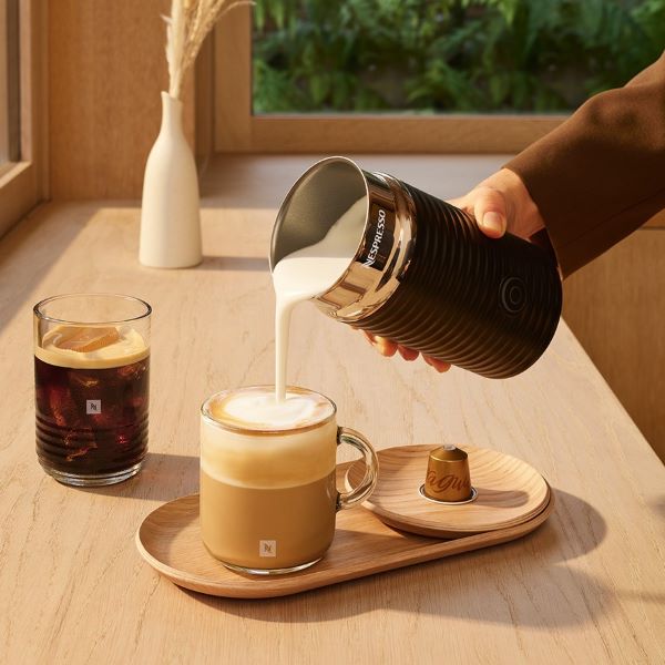 楽天市場】【公式】ネスプレッソ エアロチーノ3 ホワイト ミルク加熱