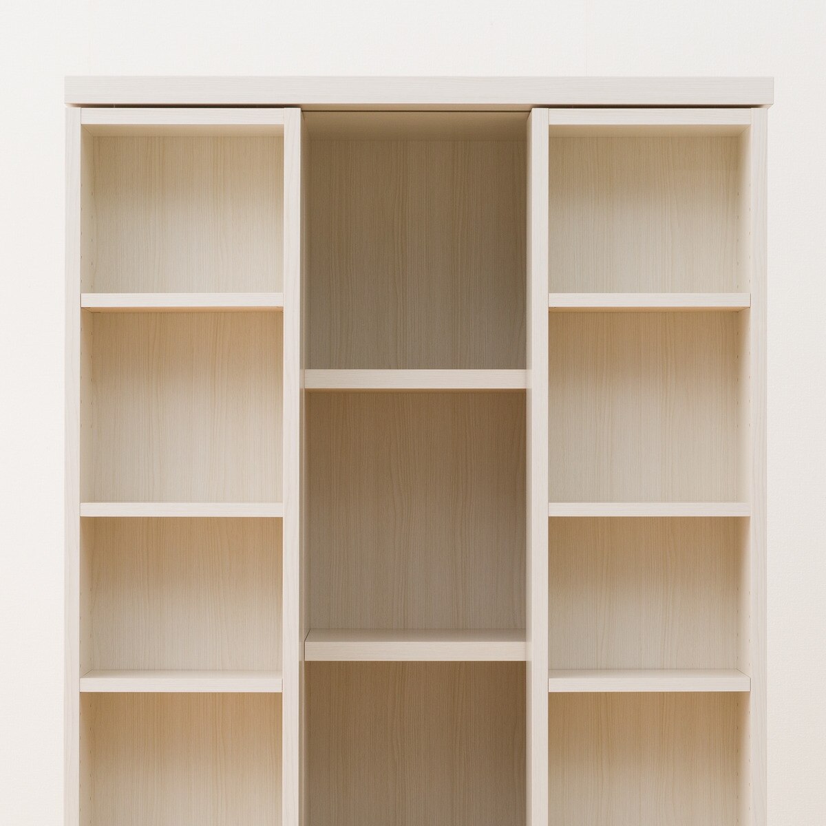 Erica: 値下げしました【ニトリ】スライド本棚(M BS003 WW) Wスライド