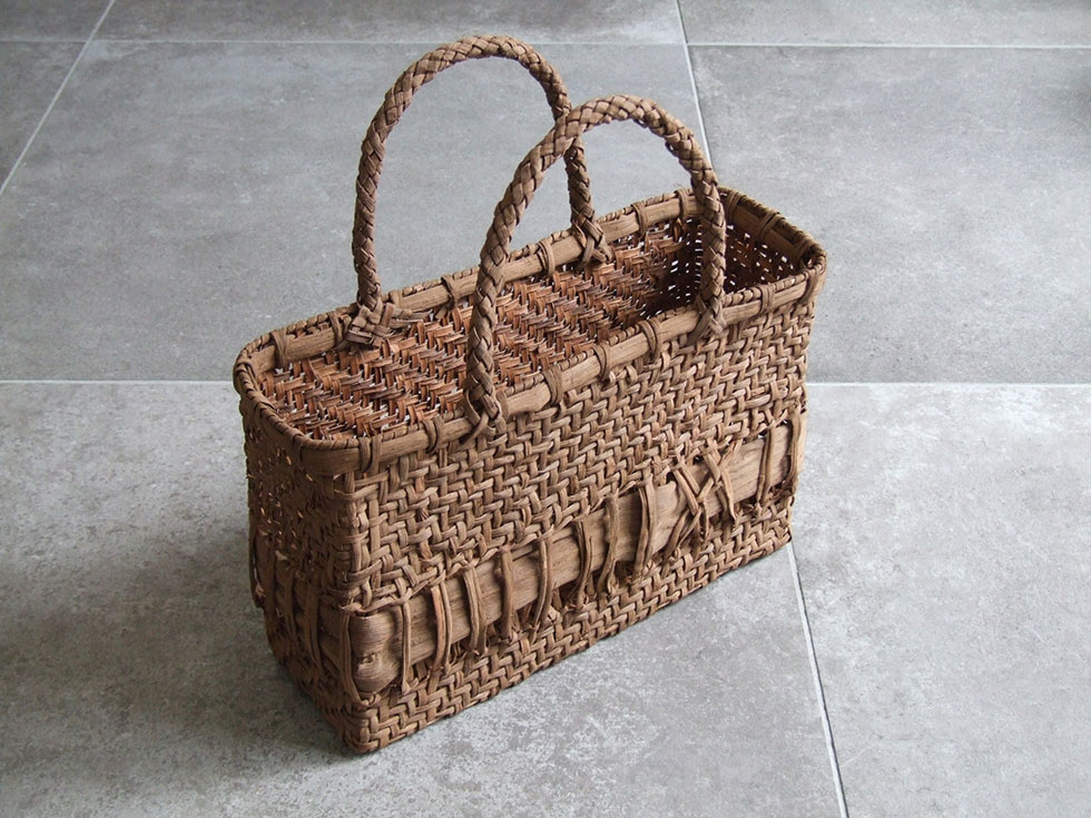 楽天市場】純国産 山葡萄かごバッグ 5mm極細網代編み 極太ひご