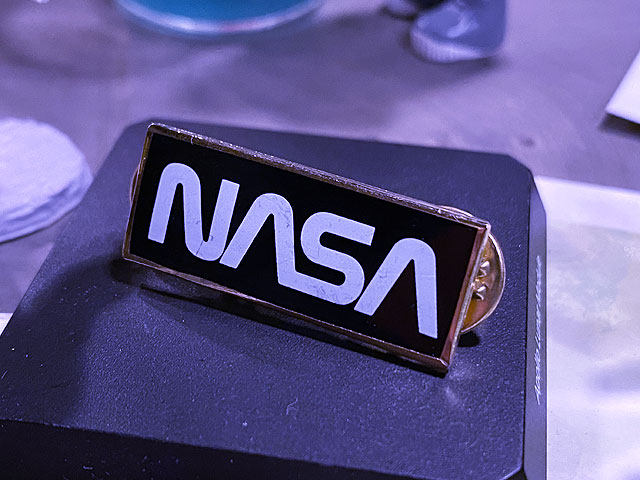 楽天市場】NASA ピンバッジ （レクタングル/ブラック） アメリカン雑貨