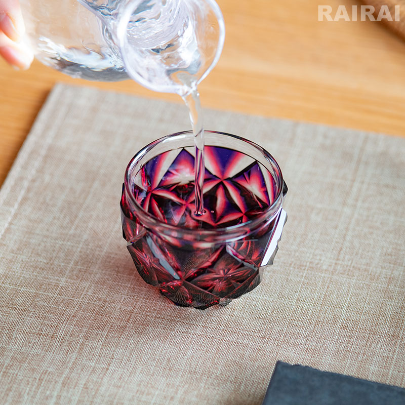 楽天市場】薩摩切子 二色猪口 大 cut206 ルリ金赤 二色衣 二色被せ