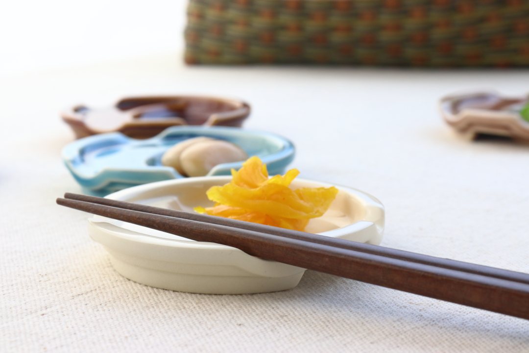 楽天市場】ファンレスト お箸＆スプーン置き カジュアル 日本製 瀬戸焼