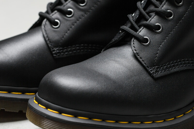 楽天市場】Dr.マーチン 8ホール ブーツ 1460 ナッパ 11822002 ドクター