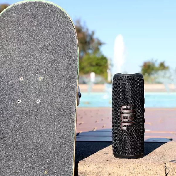 楽天市場】安心の国内正規品JBL FLIP6 WHITE ホワイト防水・防塵対応