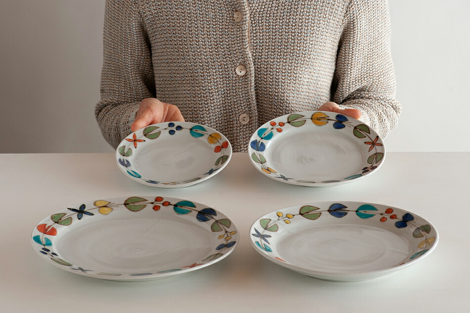 楽天市場】色絵花繋ぎ 平皿 6寸皿（徳永遊心） : free design（フリー