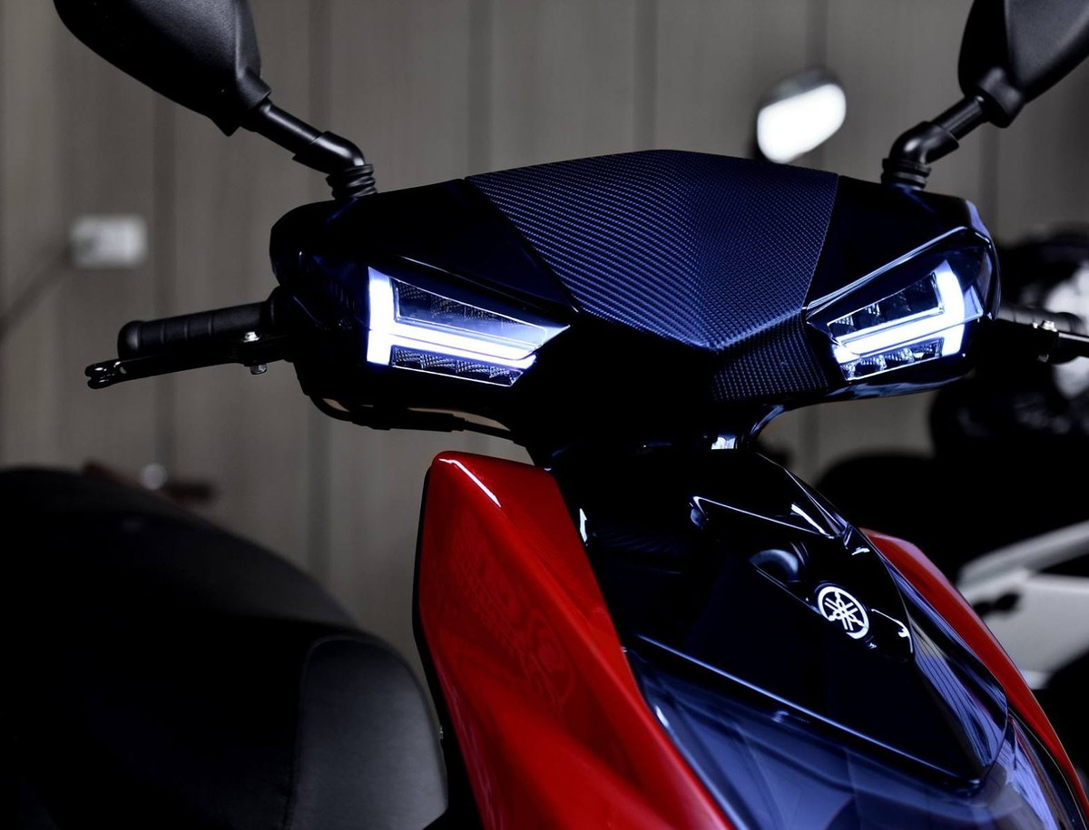 楽天市場】GAMMAS 4TH CYGNUS X シグナス X D4 ラインLED デイライト