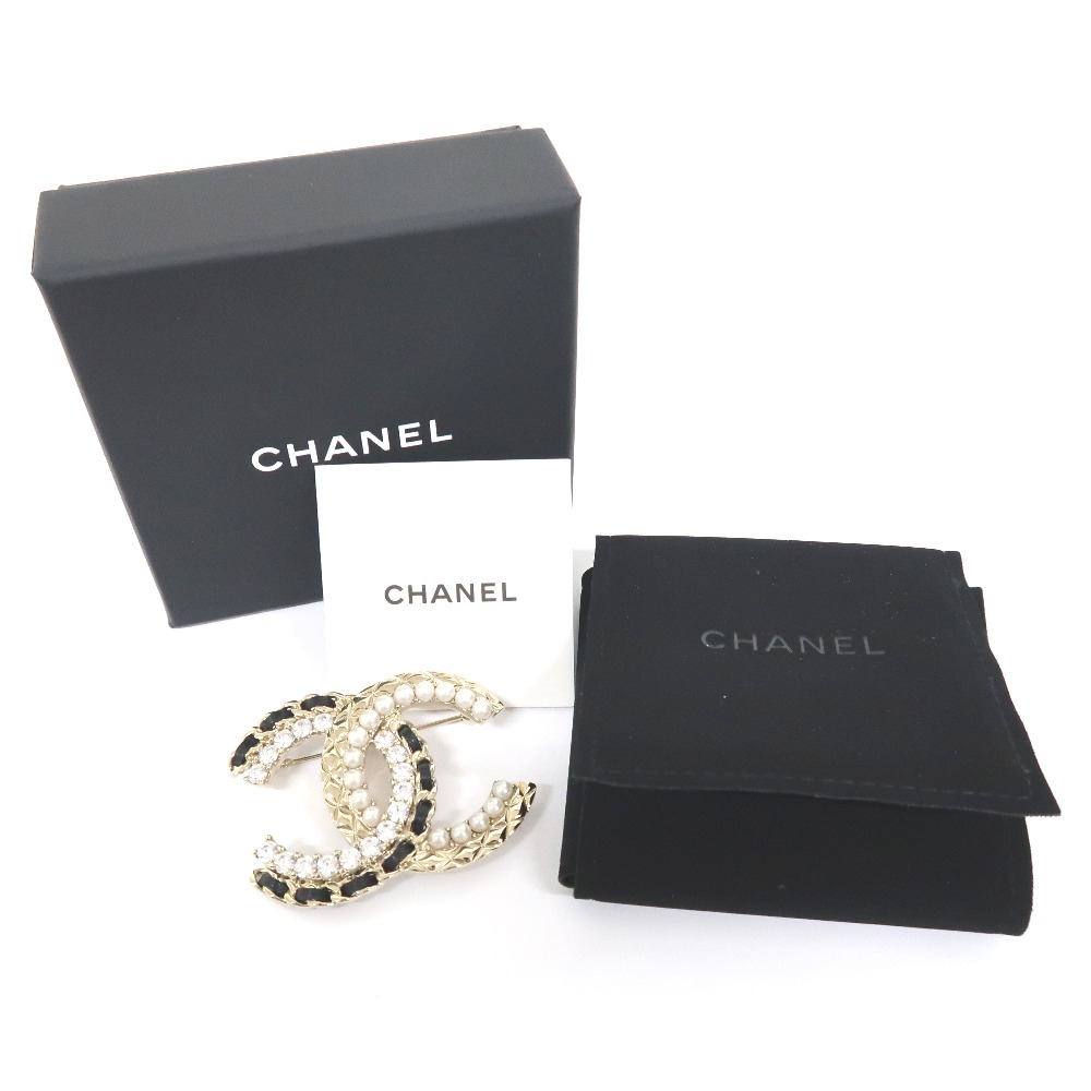 楽天市場】シャネル ブローチ ココマーク フェイクパール ライン