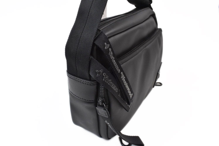 楽天市場】ヴィヴィアン ウエストウッド ショルダーバッグ バッグ