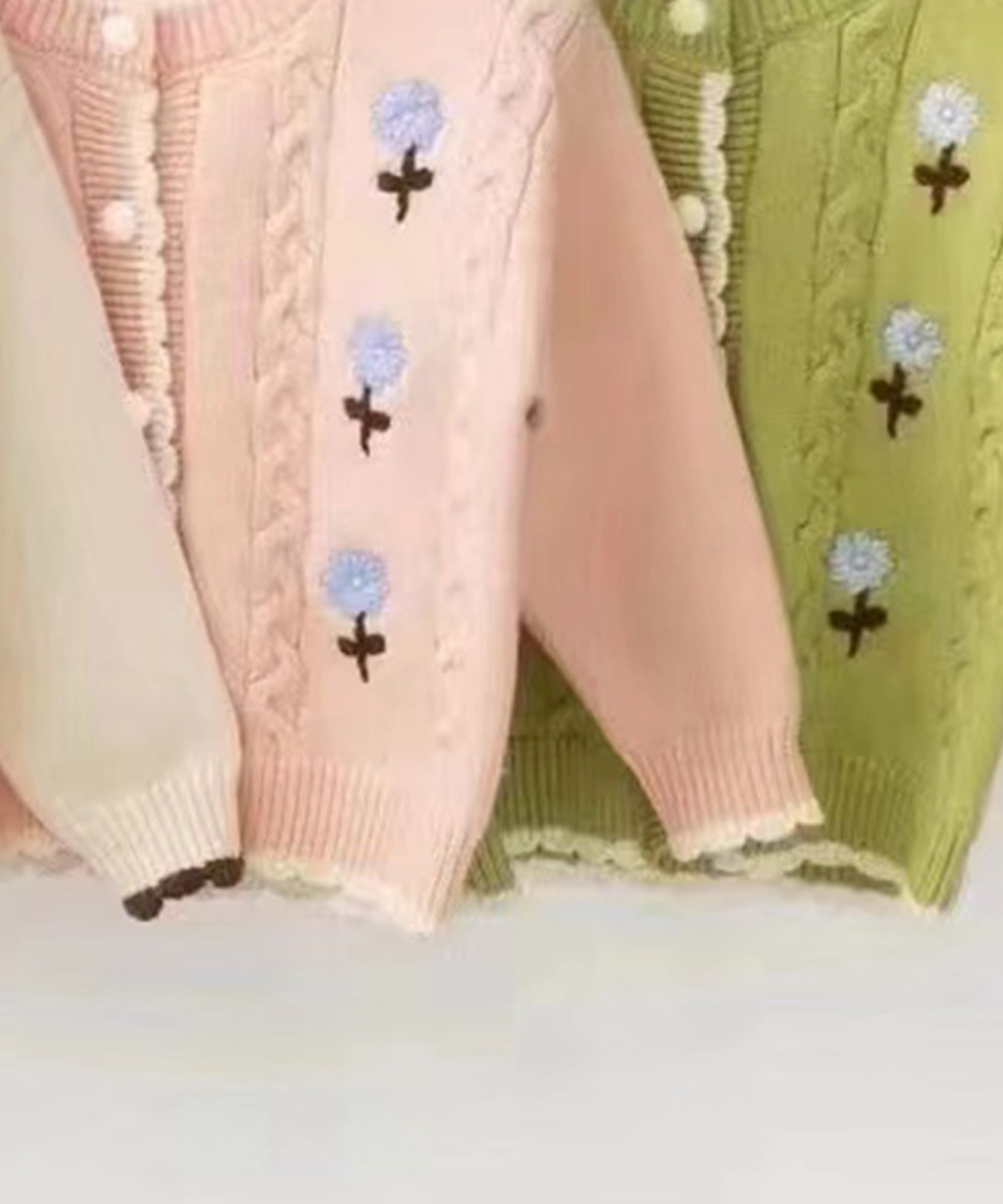 楽天市場】ニット カーディガン キッズ 女の子 刺繍 秋冬 編み 花