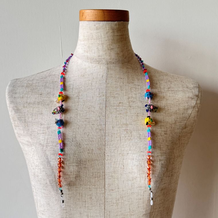 アルベロベロ 眼鏡ホルダースイーツモチーフ ビーズネックレス