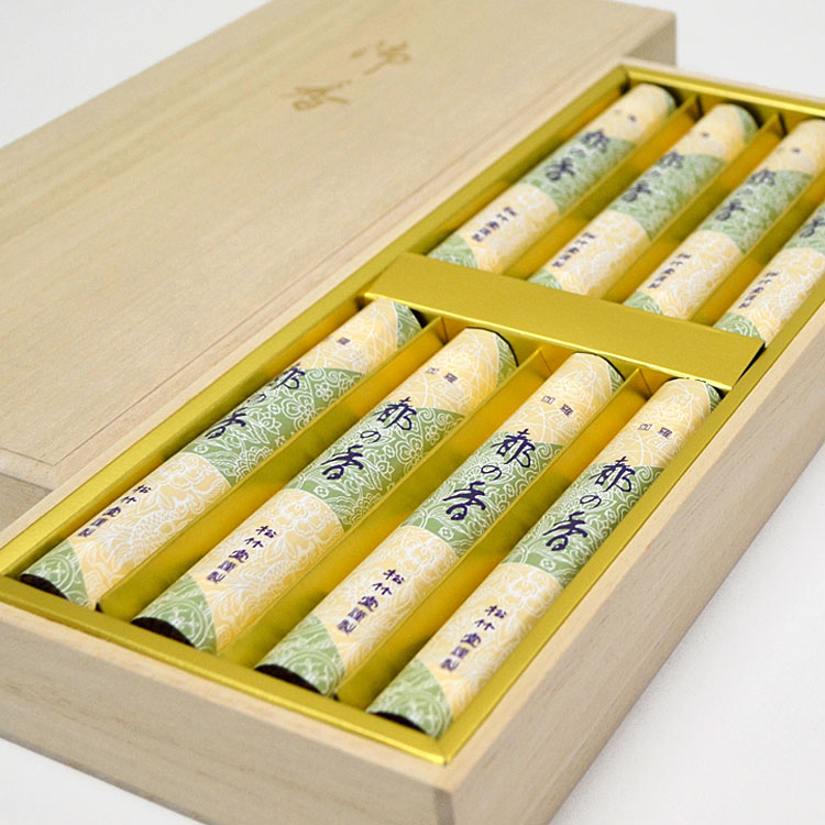 楽天市場】【贈答用線香】【沈香】【有煙香】伽羅 都の香 短寸 八把 桐