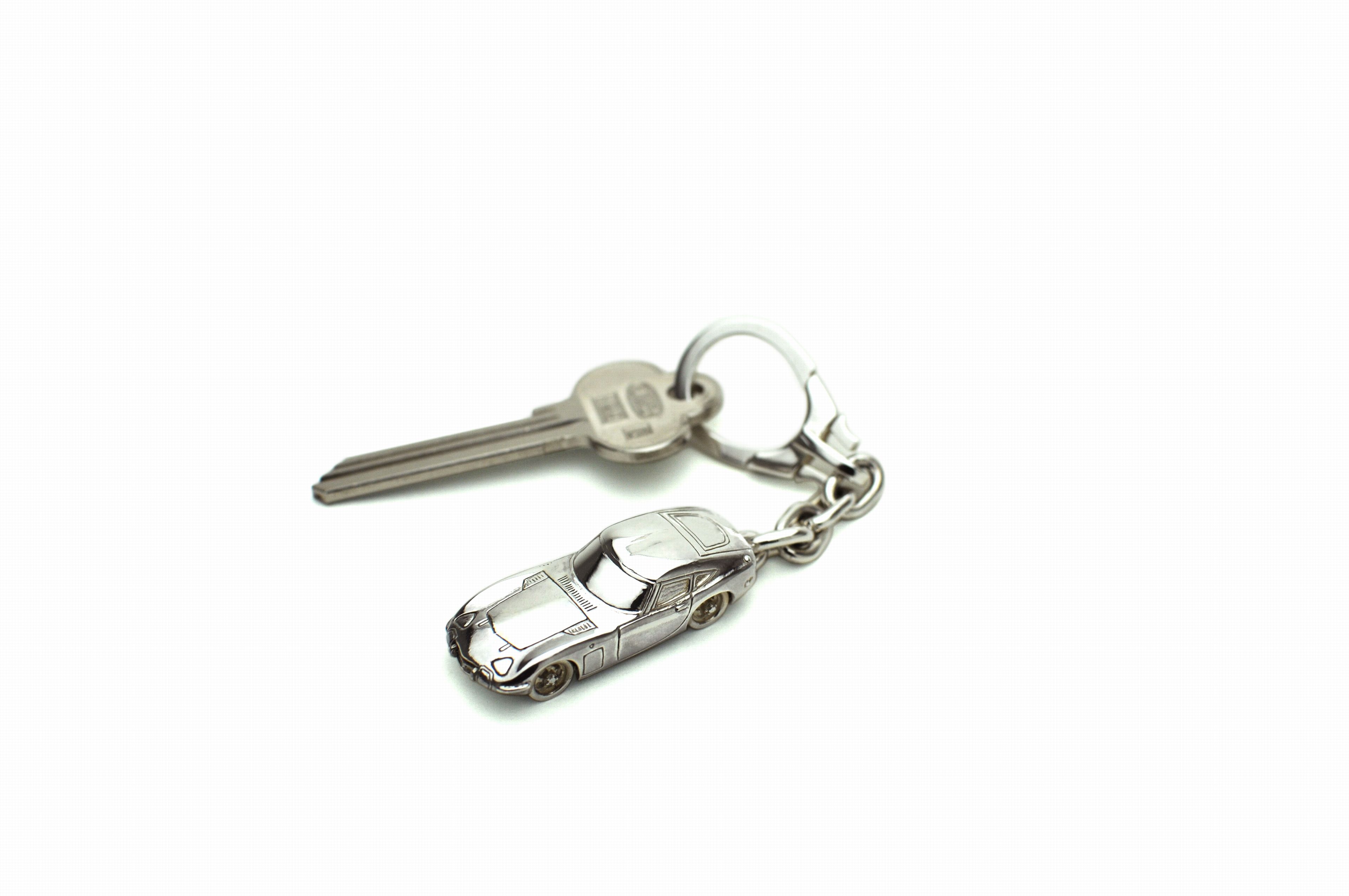 楽天市場】SilverCar(シルバーカー)キーホルダー・トヨタ2000GT 銀細工