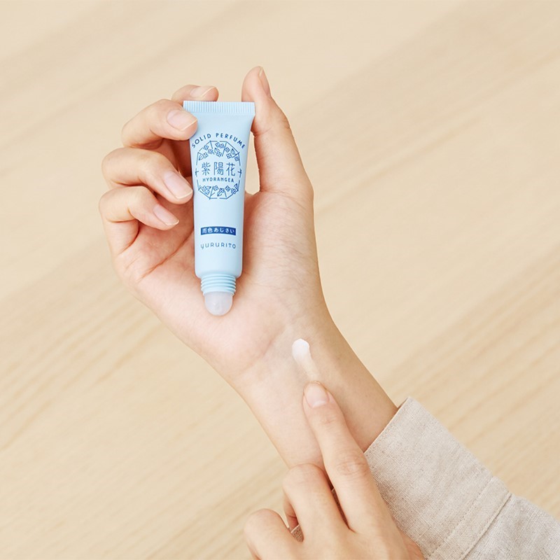 楽天市場】1~7営業日出荷 紫陽花 あじさい 練り香水 ボディ