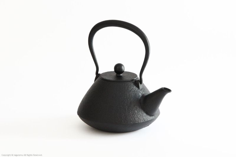 楽天市場】鉄瓶・末広【 小笠原陸兆 / 小笠原鋳造所 】 : niguramu