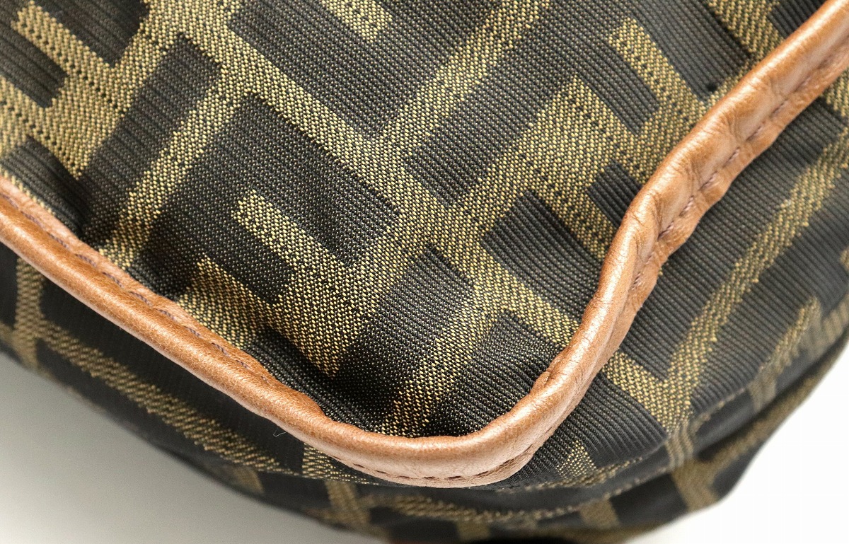 楽天市場】【バッグ】FENDI フェンディ ズッカ柄 ショルダーバッグ