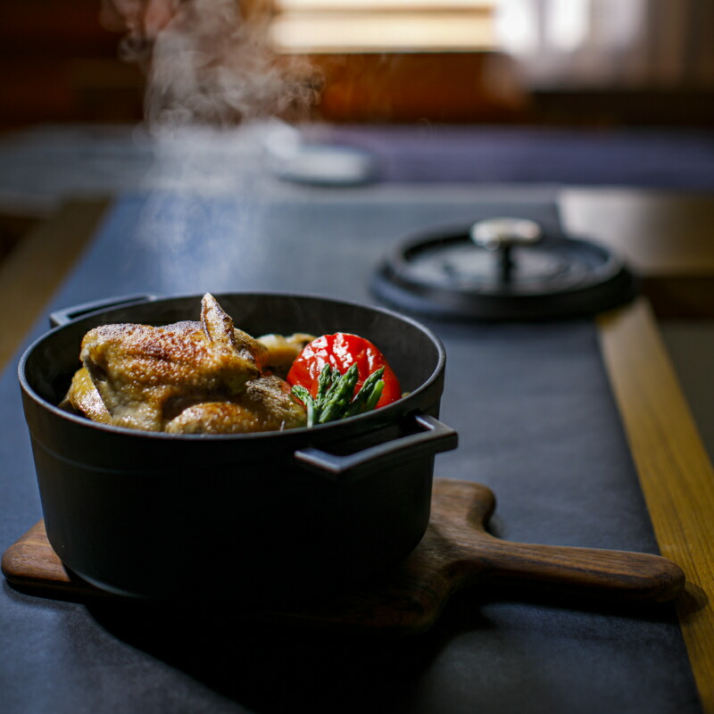 楽天市場】LAVA オーバルキャセロール 25cm 鋳鉄ホーロー製でお手入れ