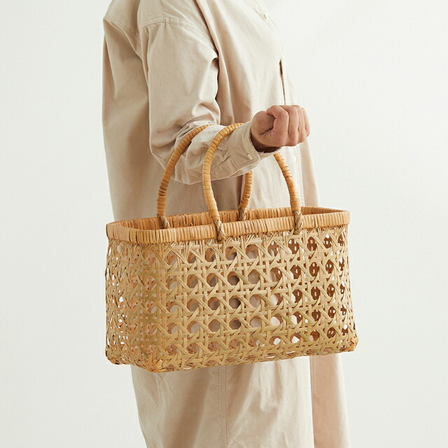 楽天市場】八つ目編み青竹かご(ひご幅約5〜6mm/ふち・取手上質籐使用