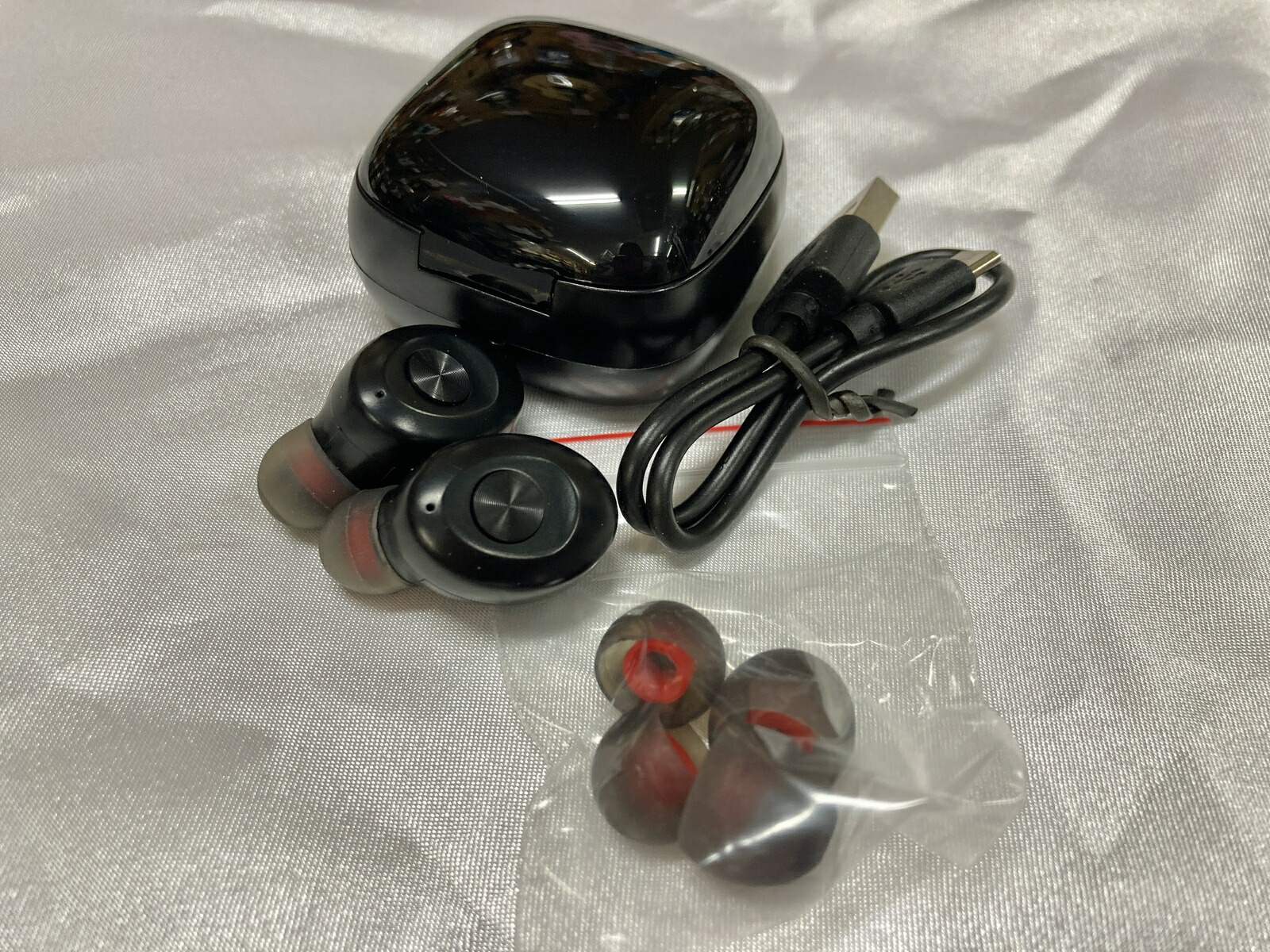 楽天市場】XG-8 黒 ワイヤレスイヤホン bluetooth 両耳 ブルートゥース