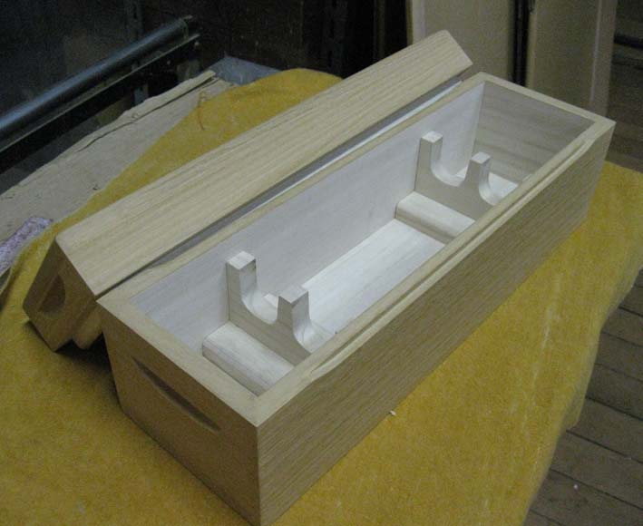 楽天市場】日本刀桐箱木製木箱刀箱白鞘総桐刀箱・短刀用・1本掛け 製造