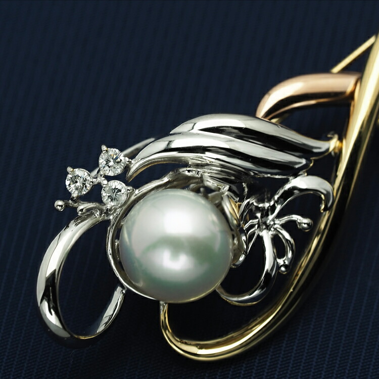 レア？18金♪南洋パール？光加減で違うブローチです(*^^*)