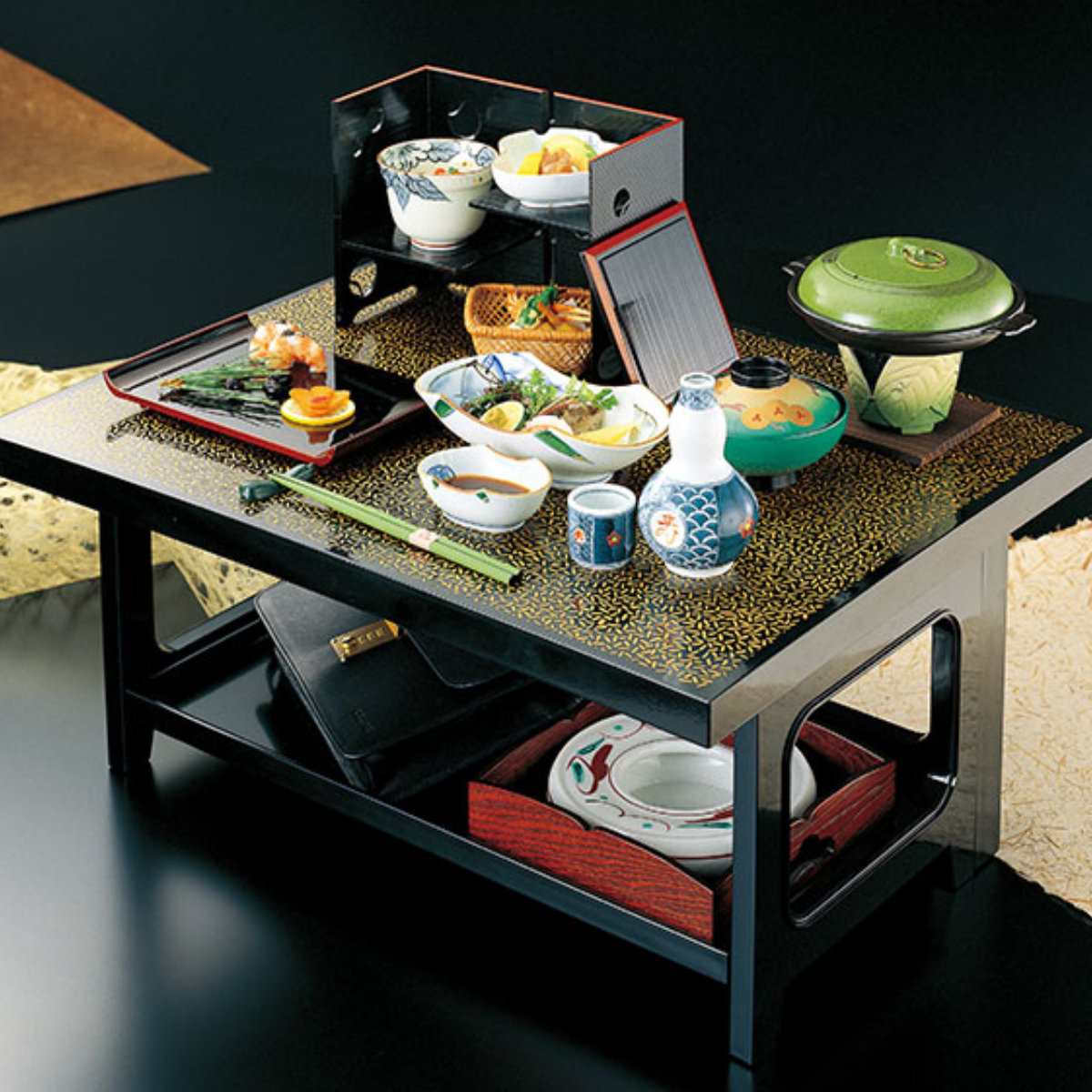 楽天市場】お膳 新飛龍膳 樹脂製 片面タイプ 足付 金ちらし 業務用