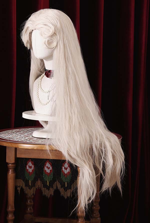 楽天市場】中世の貴族風 白髪 フルウィッグ かつら 女性 長髪 超ロング