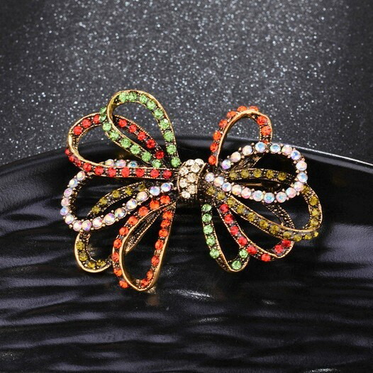 楽天市場】スワロフスキー 飾り結び ( リボン ) ブローチ : Aquarius