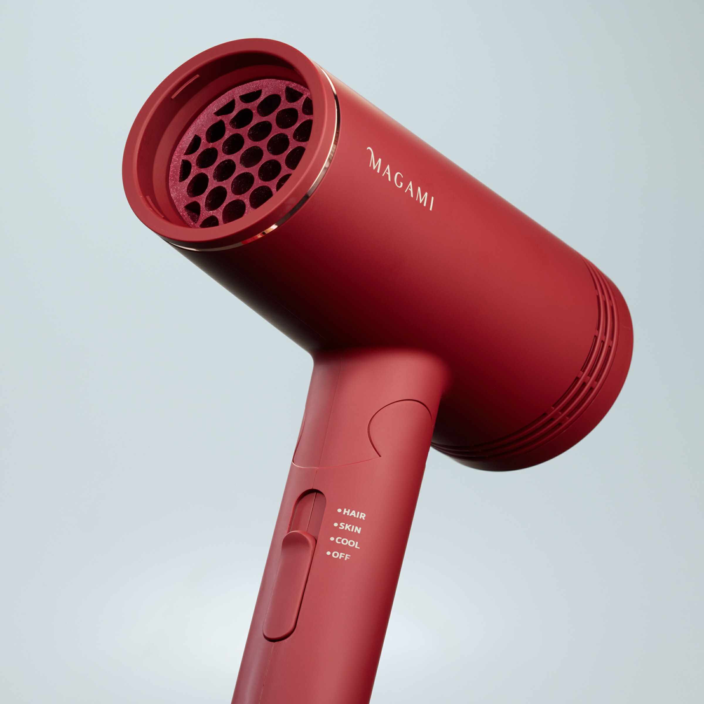 楽天市場】MAGAMI マガミ ヘアドライヤー ヘイゼルトンプソン