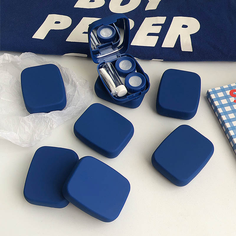 楽天市場】【予約品】ソフト コンタクトケース か??い?ブルー カラー