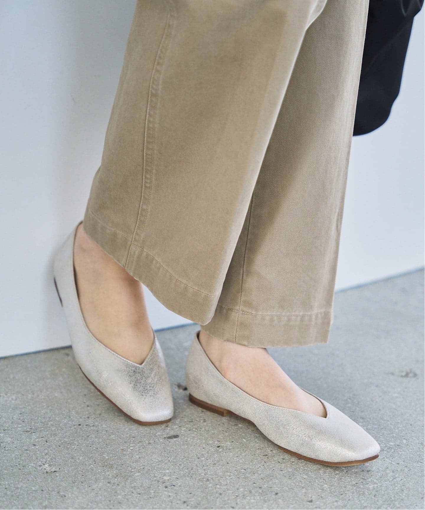 LE TALON｜≪追加≫スクエアVカットフラット | Rakuten Fashion(楽天