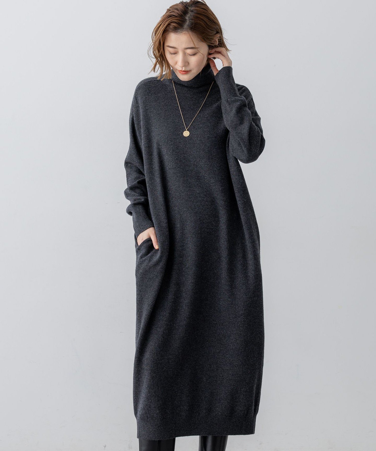 23区｜【洗える】カシミヤブレンド タートルネック ニットワンピース