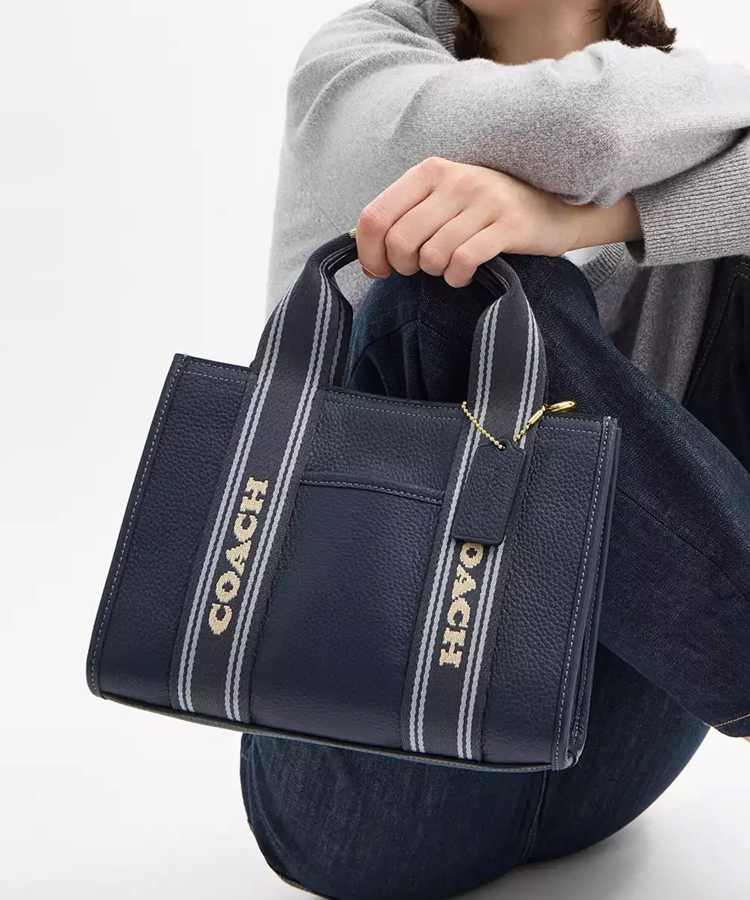 COACH OUTLET｜【公式】スミス トート バッグ 24 | Rakuten Fashion