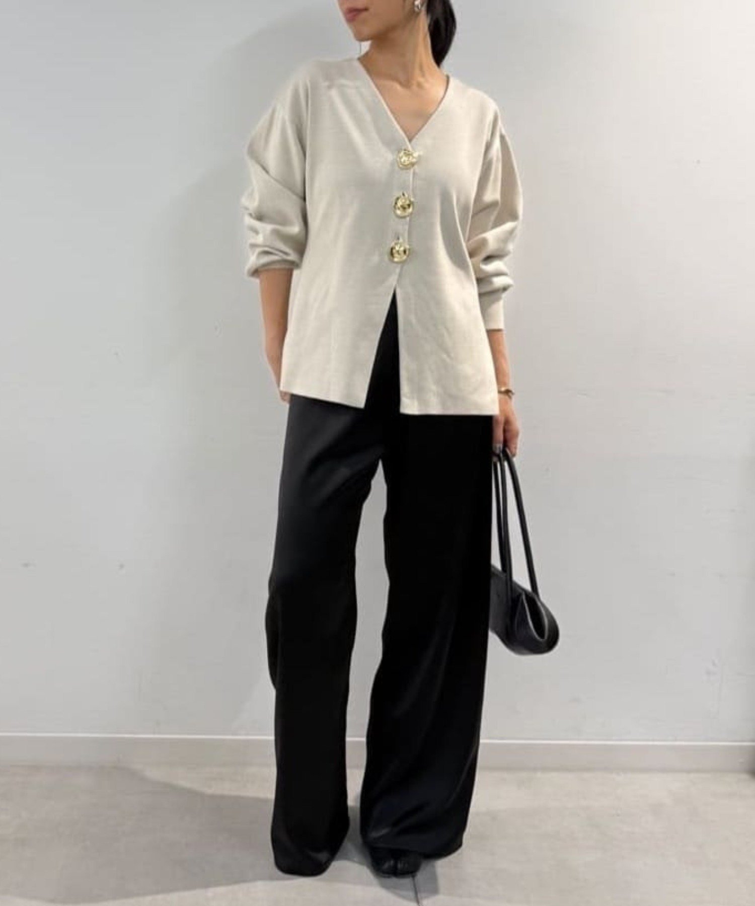 GALLARDAGALANTE｜ビジューVネックカーディガン | Rakuten Fashion