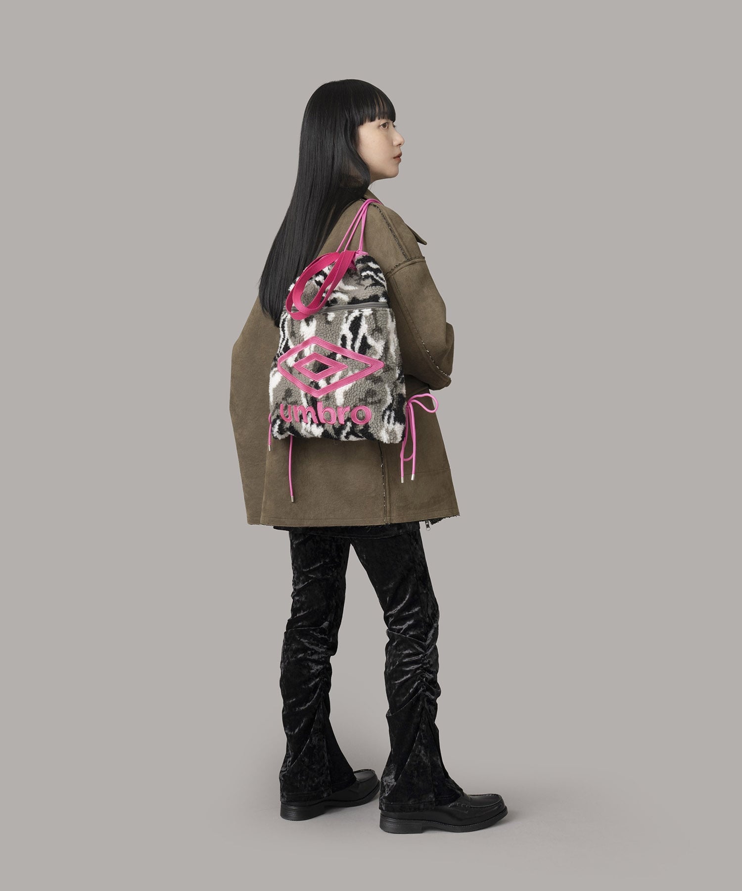 CASSELINI｜[UMBRO * Casselini]フェイクボアナップサック | Rakuten