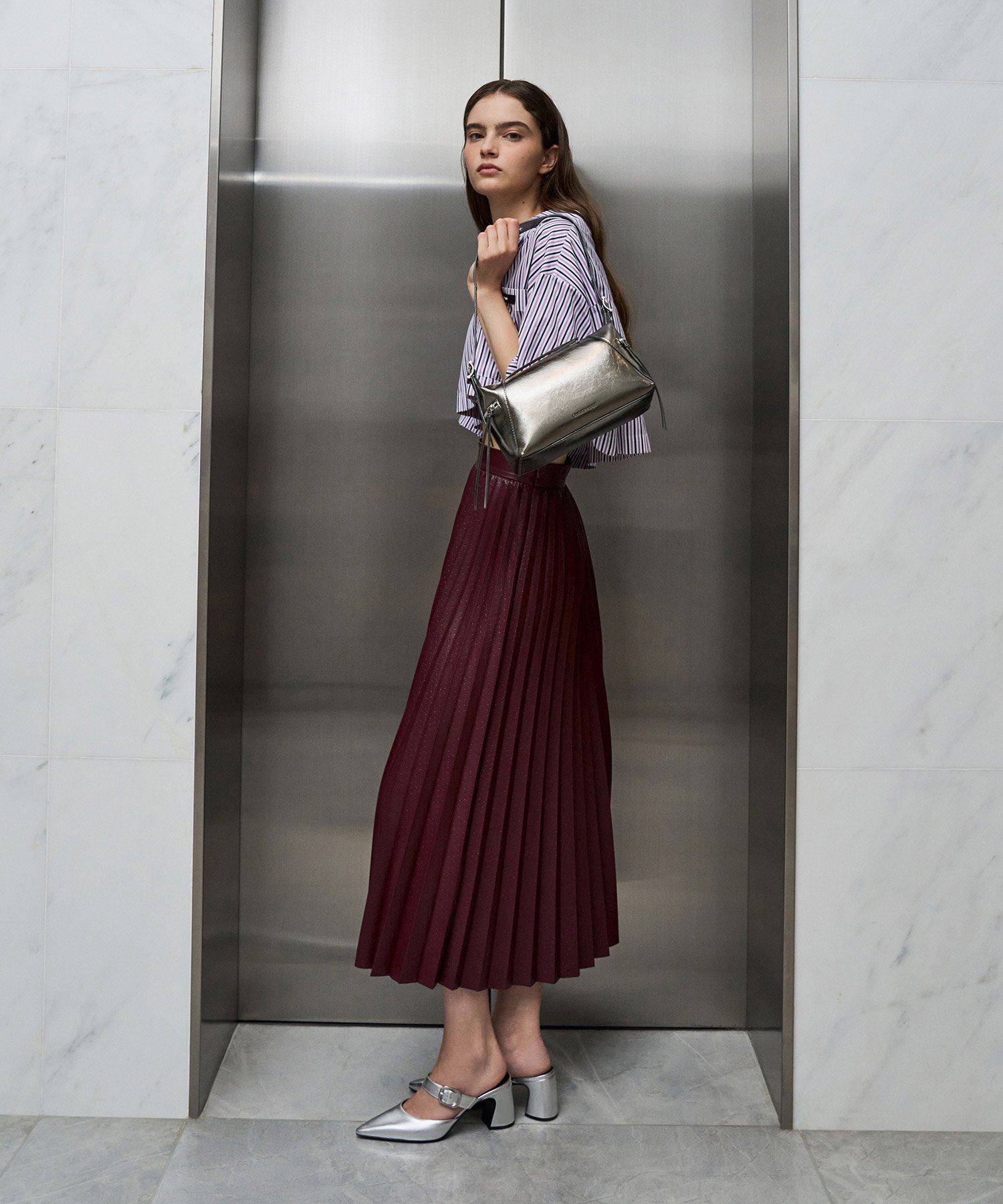 CHARLES & KEITH｜Xylia ザイリア ホーボーバッグ | Rakuten Fashion