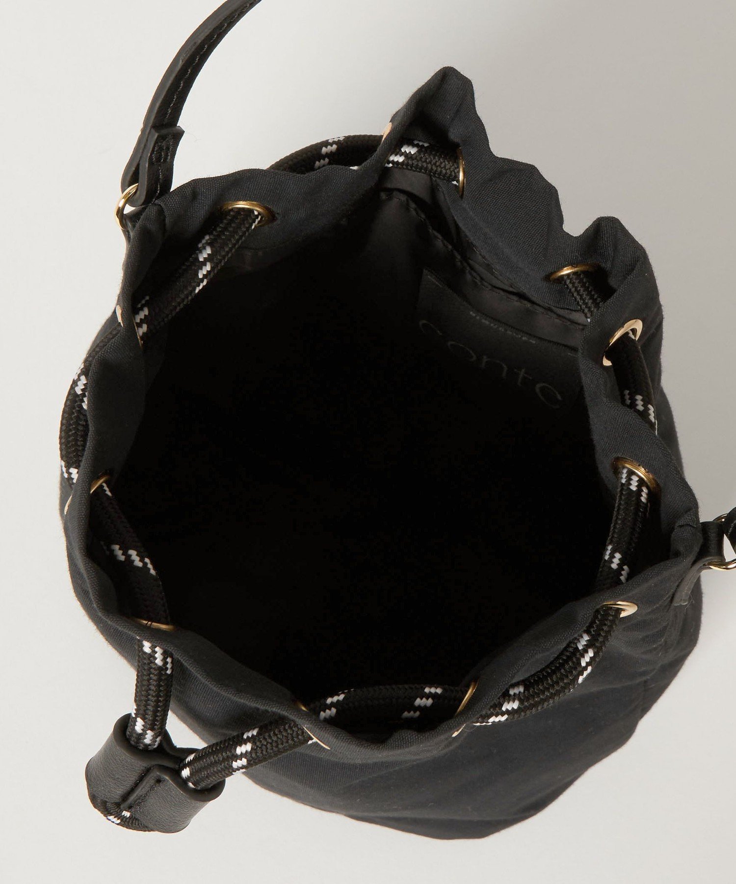 conte ドローストリングバッグ　ブラック conte＞ドローストリング バッグ BLACK