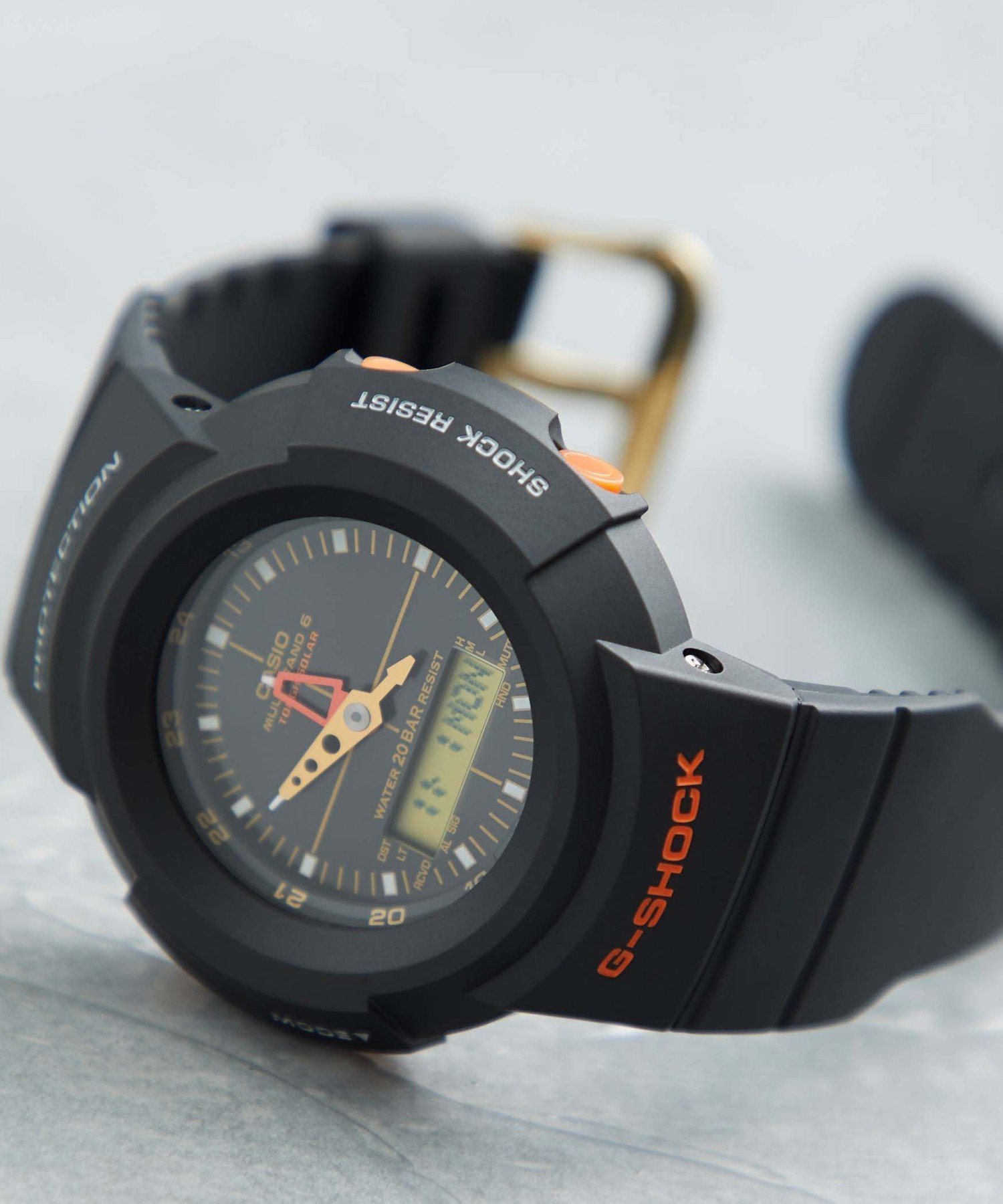 ユナイテッドアローズ 別注 G-SHOCK AWG一M520UA BEAUTY&YOUTH UNITED ARROWS｜【別注】 <G-SHOCK> AWG-M520UA/腕時計