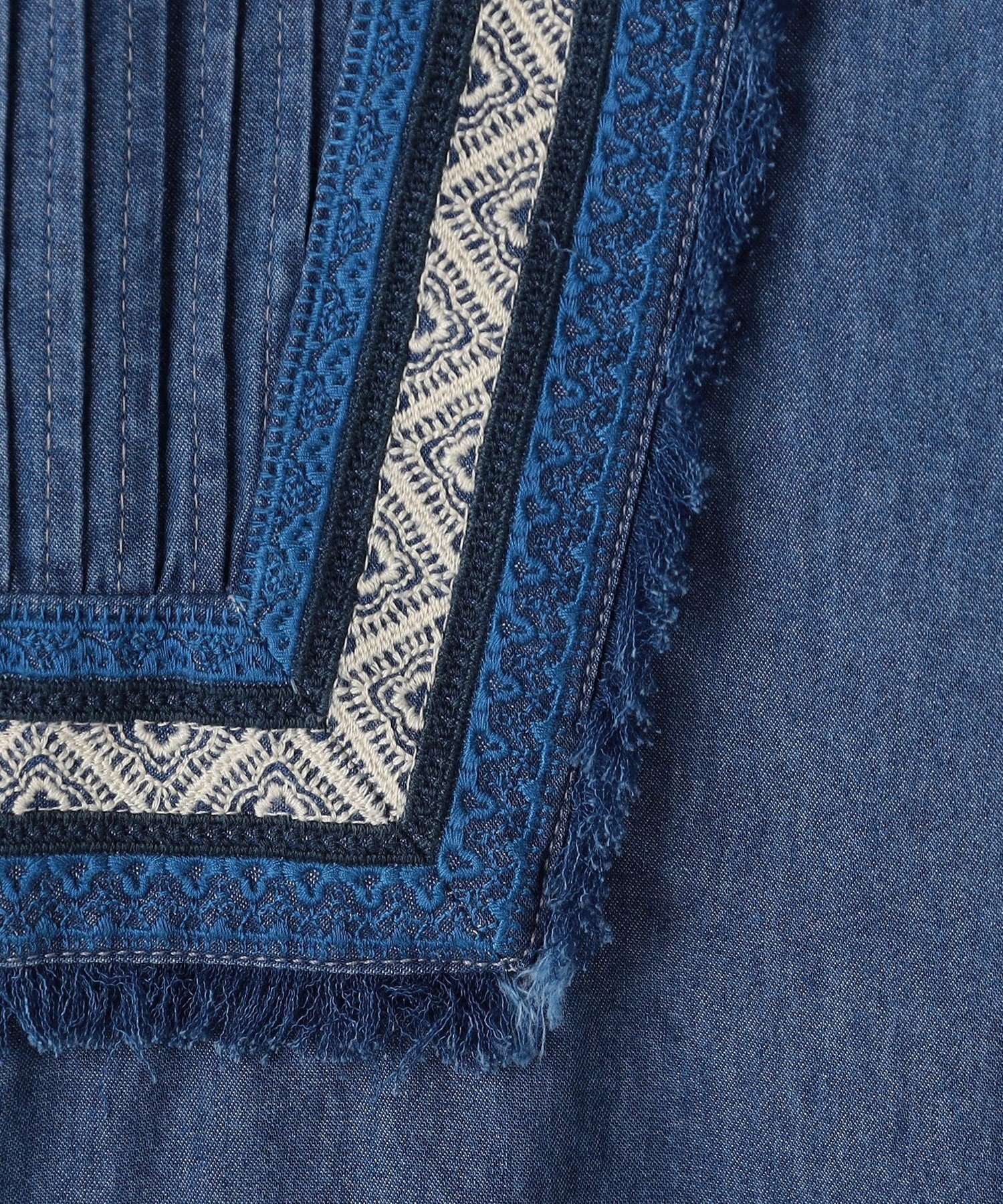 TOMORROWLAND｜ラインエンブロイダリー ピンタックシャツ | Rakuten