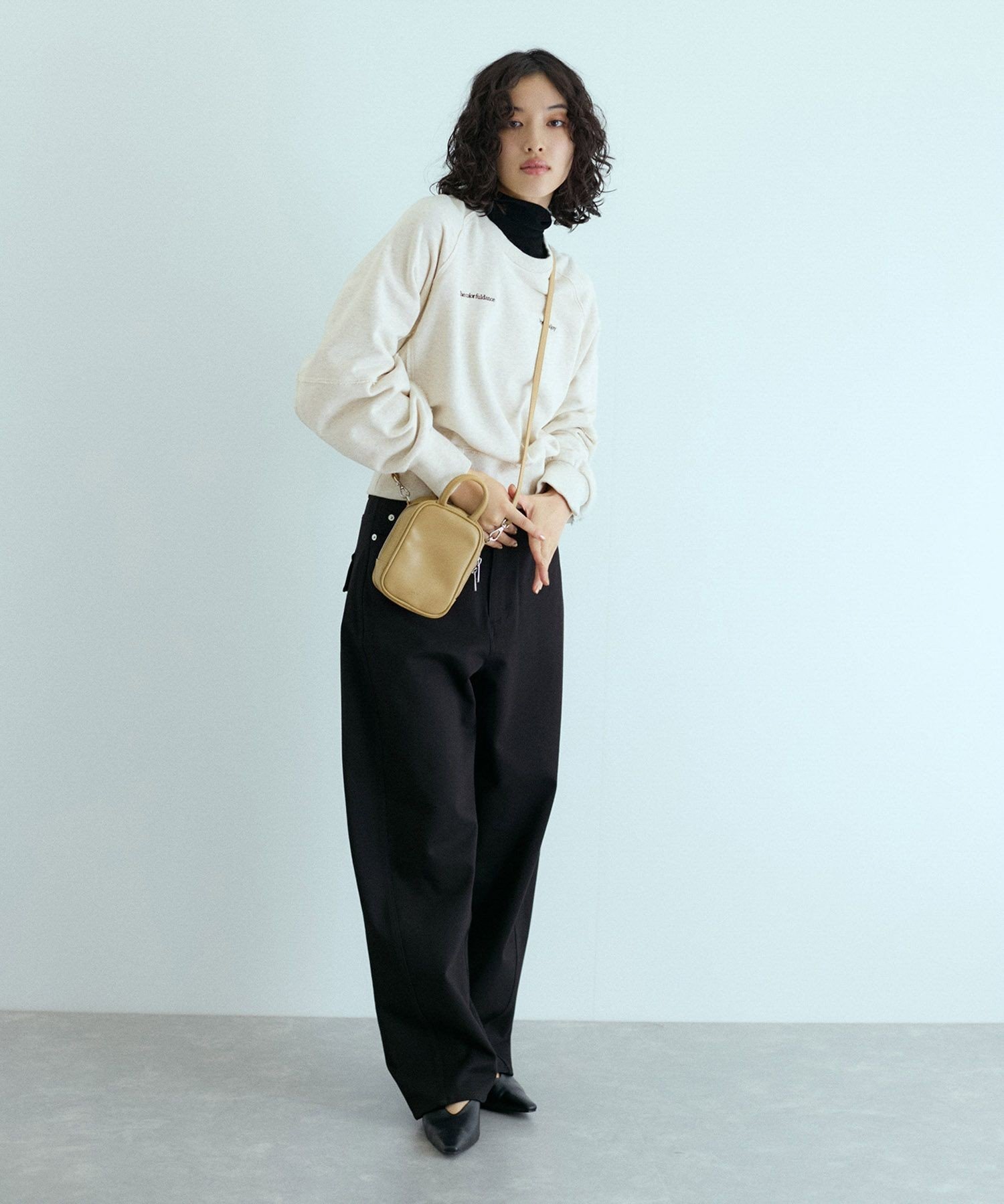 ADAM ET ROPE'｜スリットリブスウェット | Rakuten Fashion(楽天