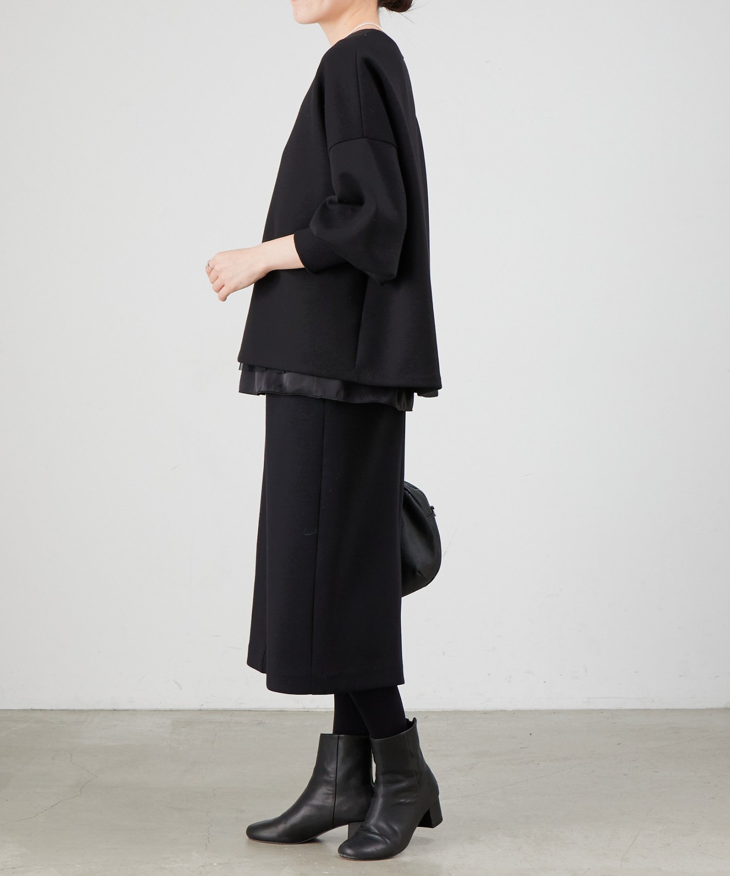 BEARDSLEY｜ダンボールパフトレーナー | Rakuten Fashion(楽天